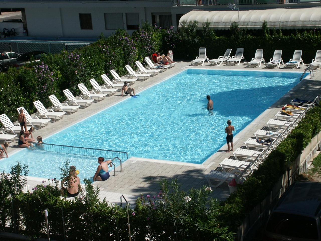 Appartement Costa Del Sol à Jesolo Extérieur photo
