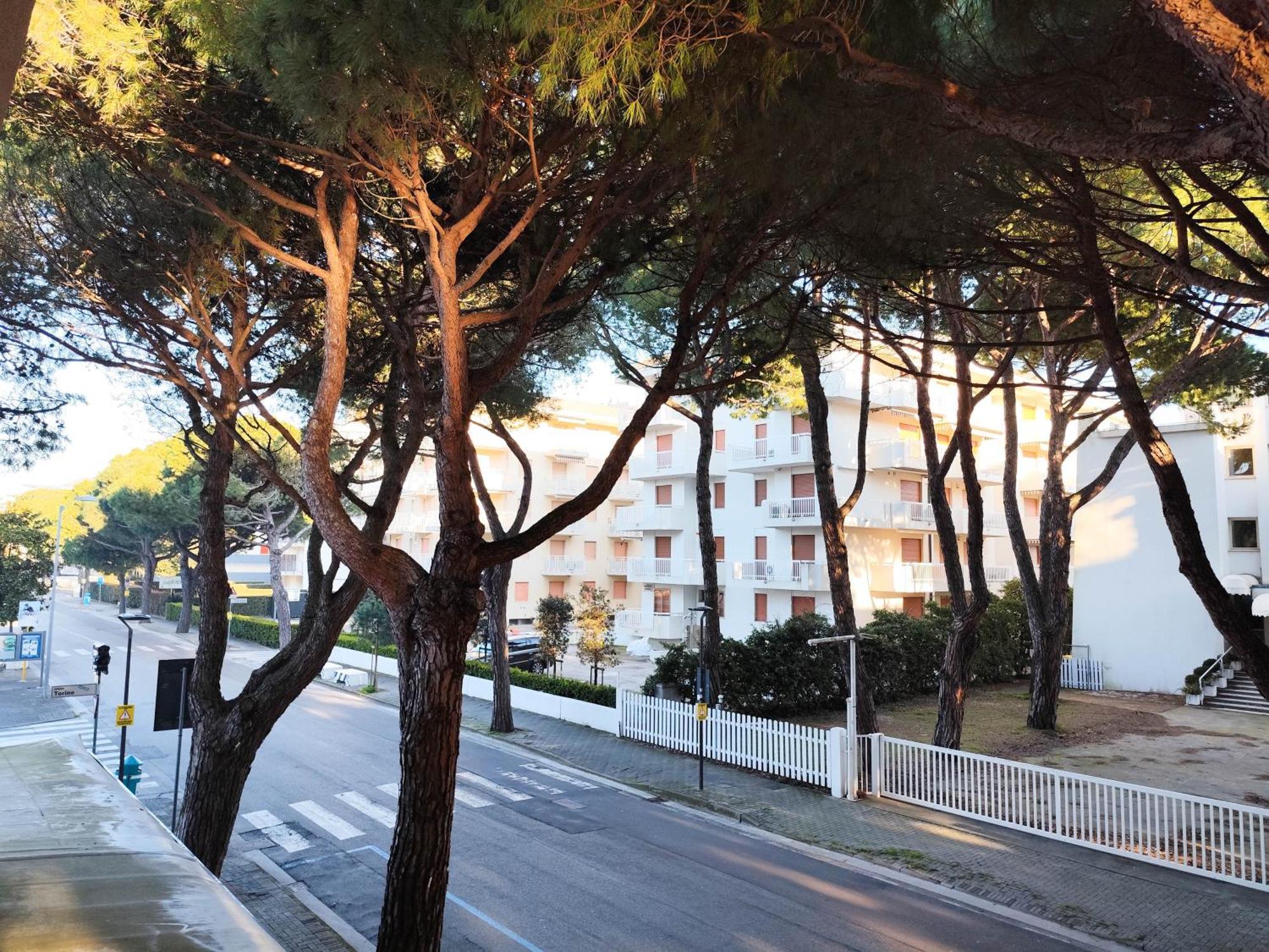 Appartement Costa Del Sol à Jesolo Extérieur photo